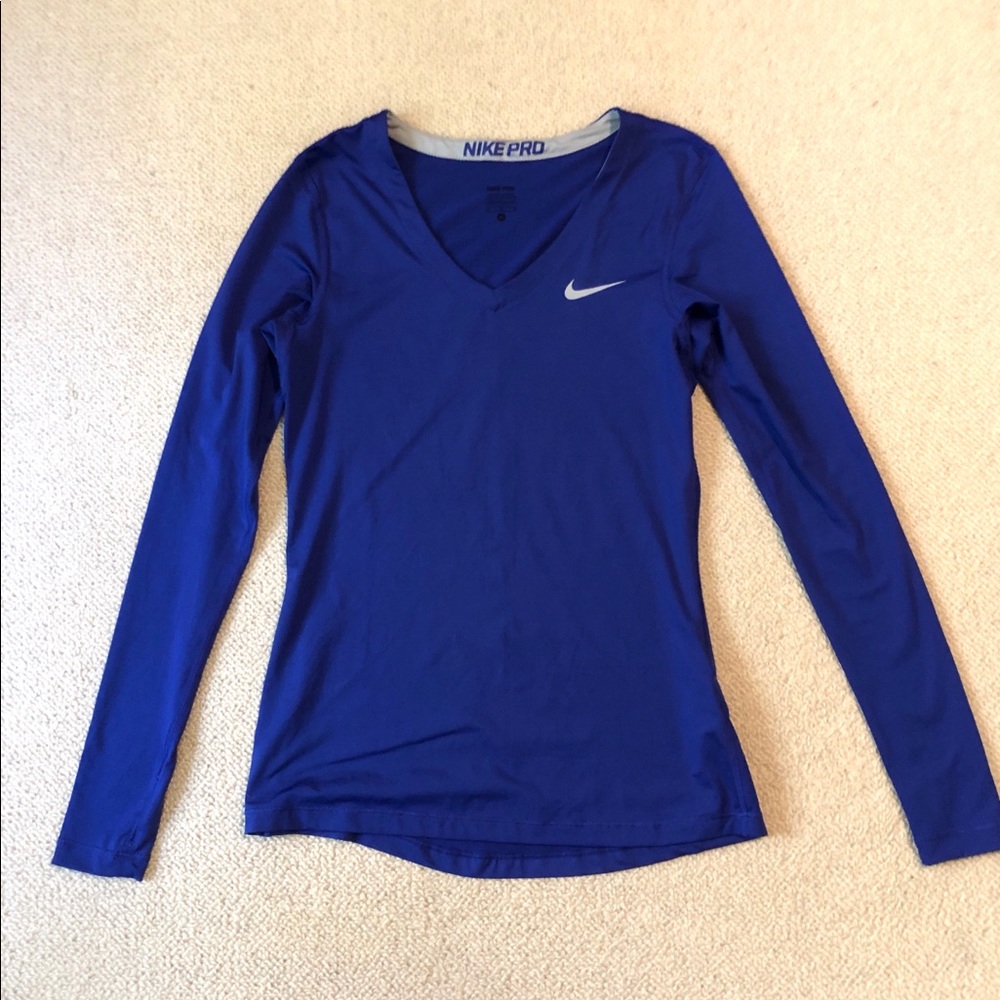 Women’s Nike pro long sleeve